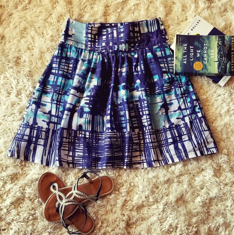 Summer chic mini skirt